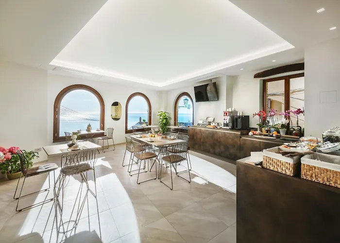 Dimora Guidi Tordini Bed and Breakfast 4*